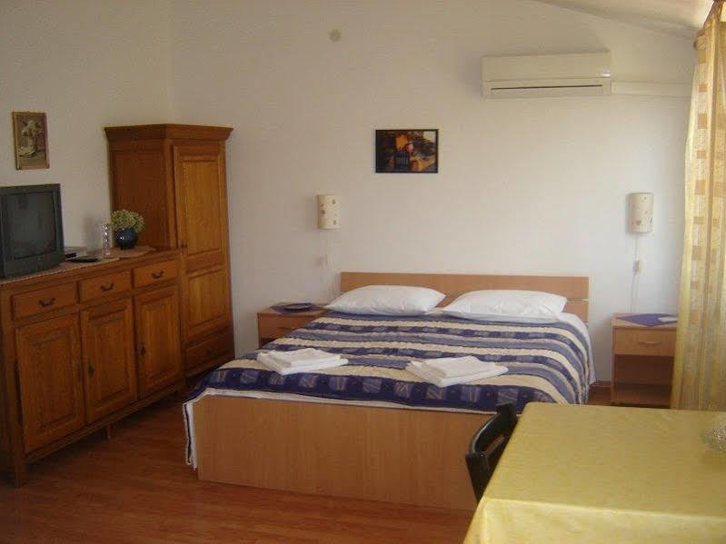 Adria Apartments Zadar Exteriör bild